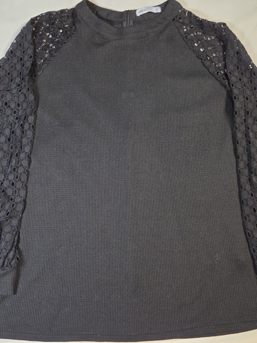 Miholl Lace-Sleeve Ribbed Knit Top - Black XL